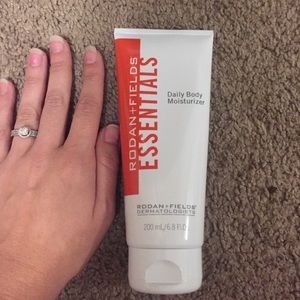 Rodan and Fields Body lotion
