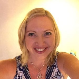 Meet your Posher, Laurie