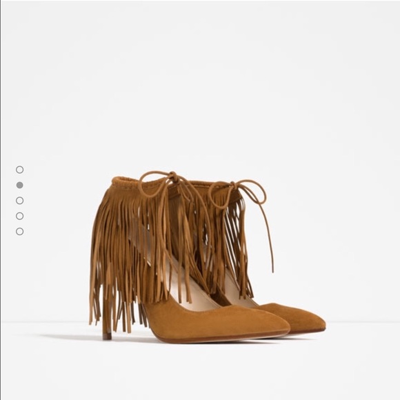 ⭐️✨Host Pick Fringed Leather Heels - Picture 4 of 4