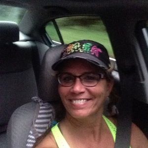 Meet your Posher, Myra