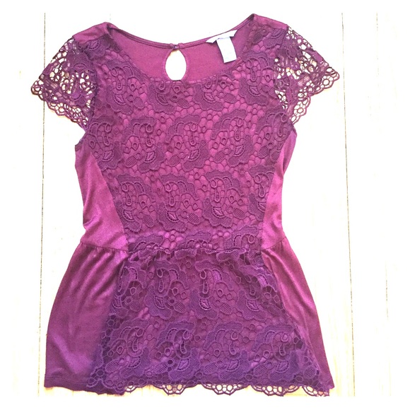 Lace in front Burgundy peplum top!
