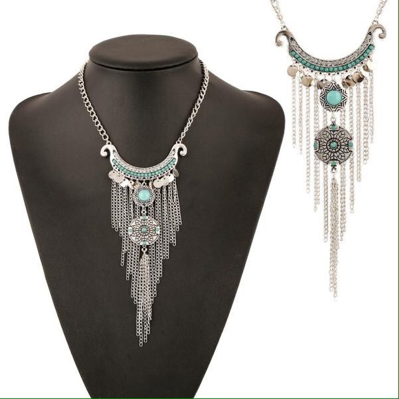 Jewelry - ❌❌SOLD OUT❌Boho Aztec statement necklace turquoise