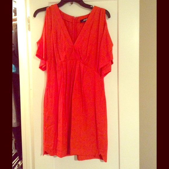 Lulu's coral red dress