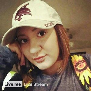 Meet your Posher, Kassandra