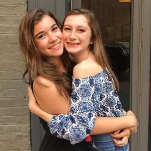 Meet your Posher, Laura