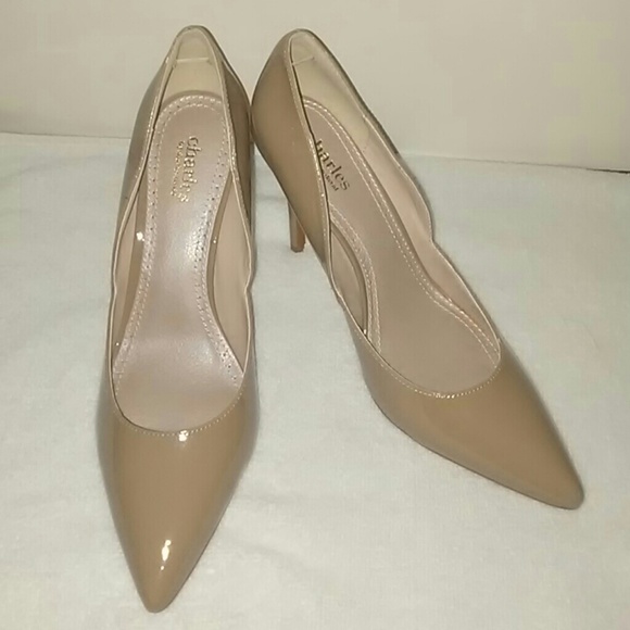 NIB Charles by Charles David Patent Pumps, 10M
