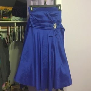 Used homecoming dress