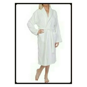 Ashley Taylor Spa Robe