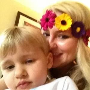 Meet your Posher, Candice