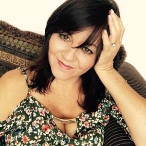 Meet your Posher, Alicia