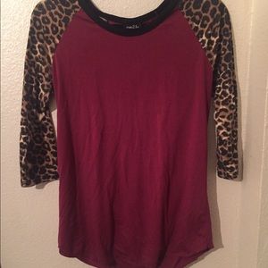 Cute maroon and leopard rue 21 shirt