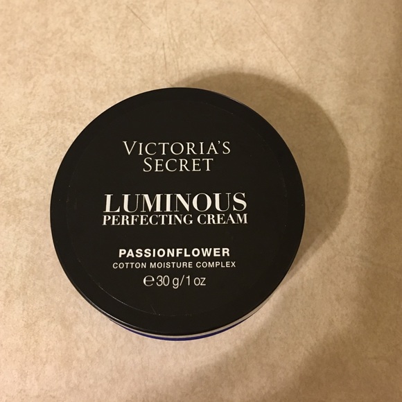 VS luminous perfecting cream!