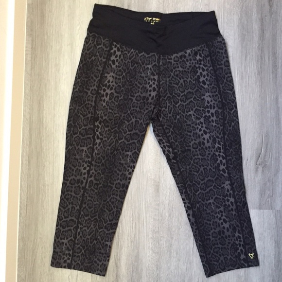 New Betsey Johnson Snake Print workout pants Large