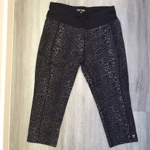 New Betsey Johnson Snake Print workout pants Large