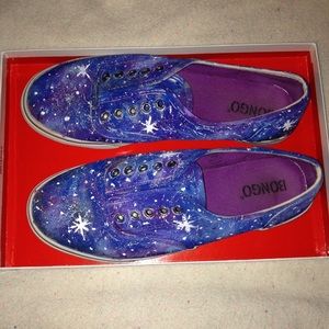 *SOLD!! SALE! Cute slip on shoes