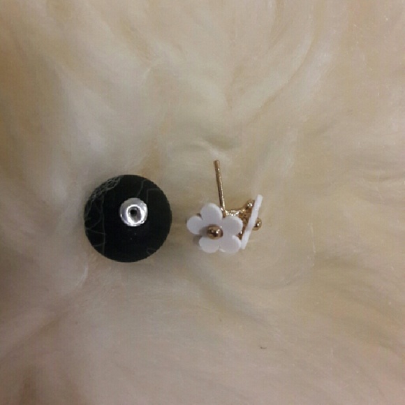 Crystal flower Earrings ball - Picture 3 of 3