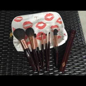 Charlotte Tilbury brush set with makeup bag