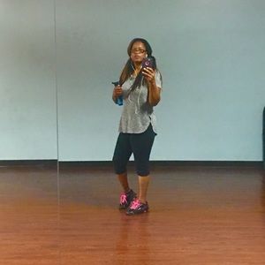 Meet your Posher, Adrienne