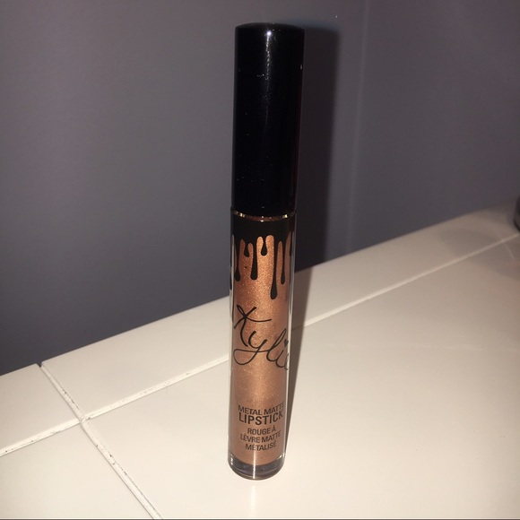 Kylie Metal Matte Lipstick