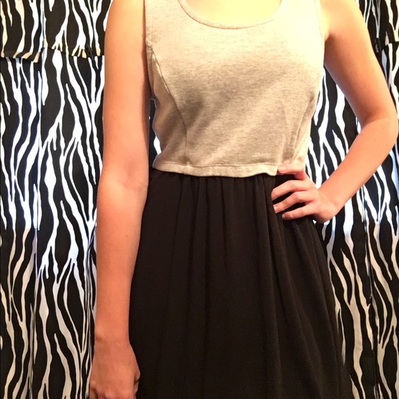 Grey and black dress - Picture 1 of 2