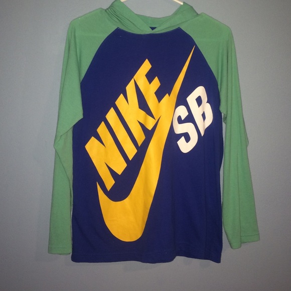 Nike thin sweatshirt