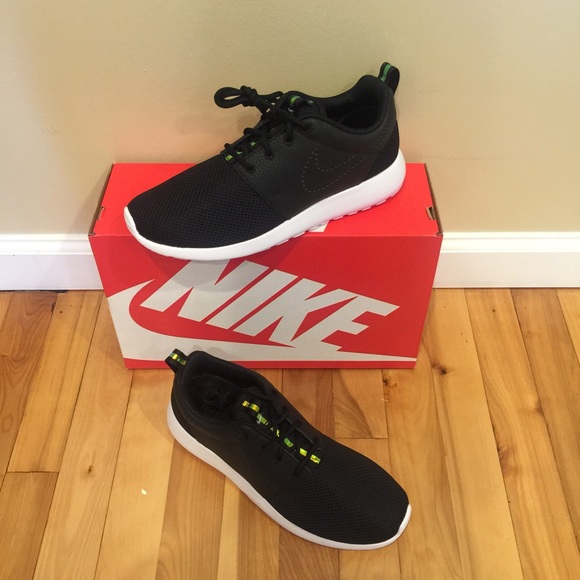 ‼️FINAL CUT‼️💥NIB💥 Nike women's Roshe One PRM - Picture 4 of 4