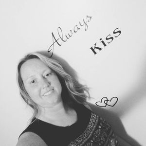 Meet your Posher, Alicia
