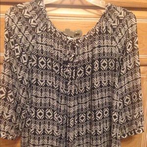 Black and white top with black camisole included