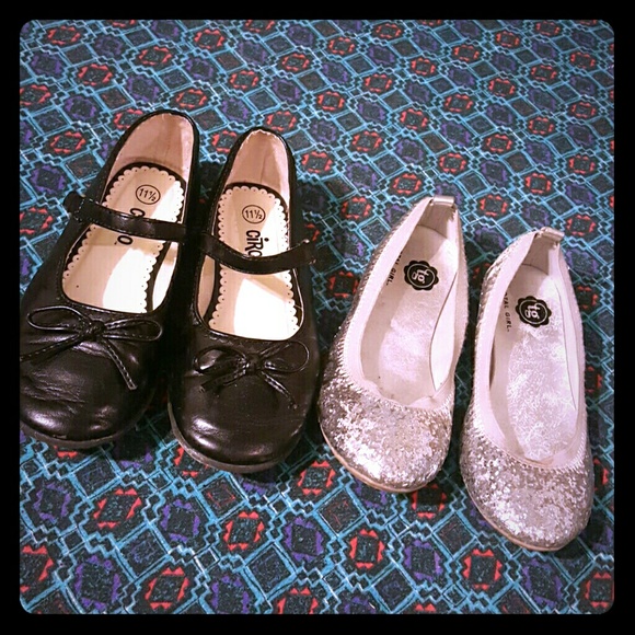 1 pair dress shoes Black MaryJanes left only