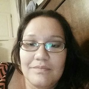 Meet your Posher, Claudia
