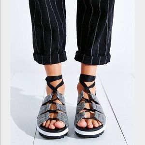 Sam Edelman Riley lace up sandal Circus