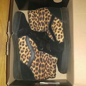 Blk / Leopard sneaker wedges