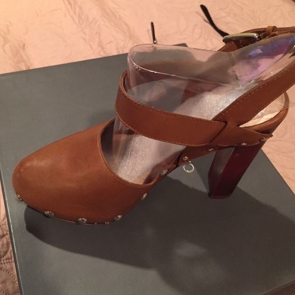 Vince Camuto VC ELRIC heels, brand new!!!