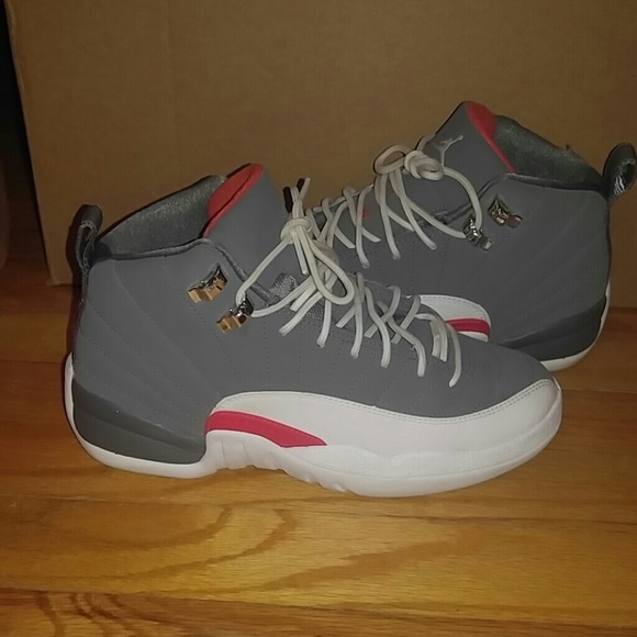 Air Jordan retro 12s "Cool grey"