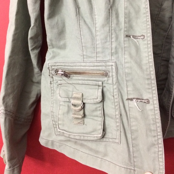 Green jacket - Picture 2 of 2