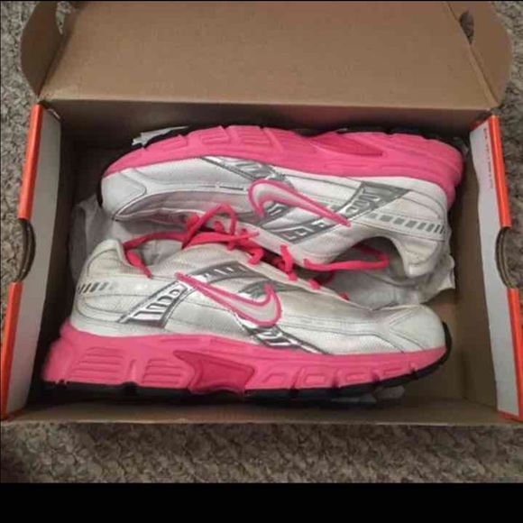 Women's Nike size 9