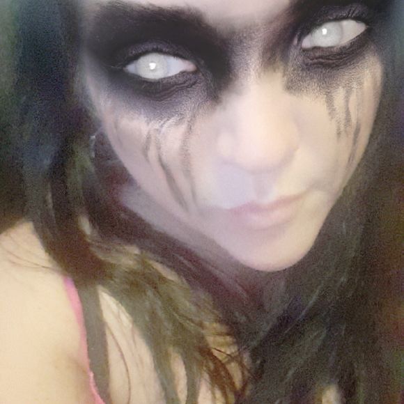 Meet your Posher, Amy - Picture 1 of 1