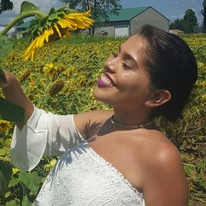 Meet your Posher, Jillian