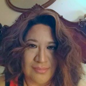 Meet your Posher, Sylvia