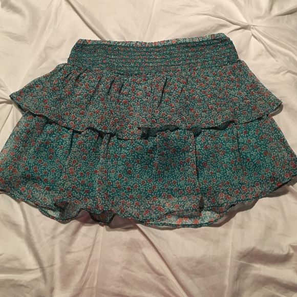 Floral design skirt