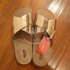 Mossimo gold shoes