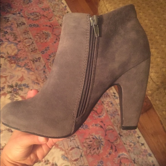 New faux suede round toe low chunky heel bootie - Picture 2 of 4