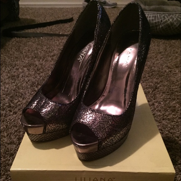 Sexy heels - Picture 1 of 1