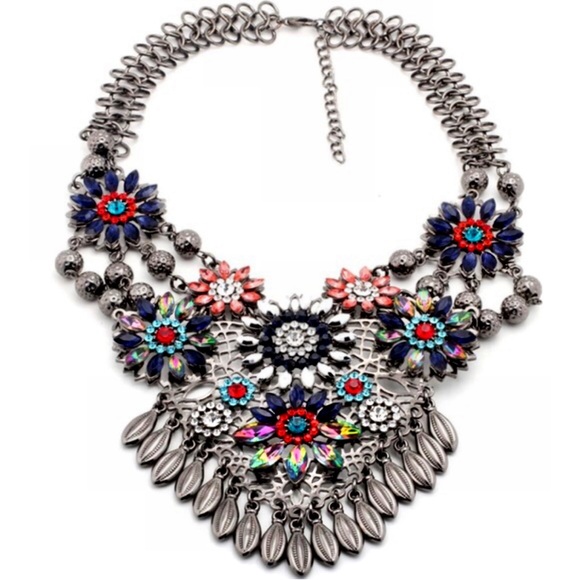 Multi Crystal Gunmetal Statement Collar Necklace - Picture 2 of 4