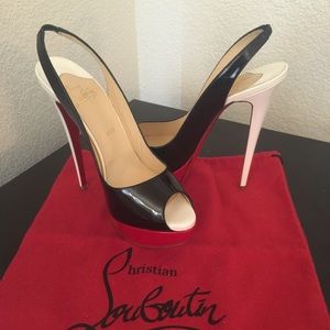 CHRISTIAN LOUBOUTIN PATENT LEATHER SLINGBACK PUMPS