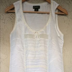 Lace detail cotton tank