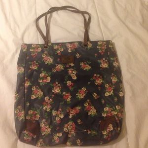 Billabong floral tote