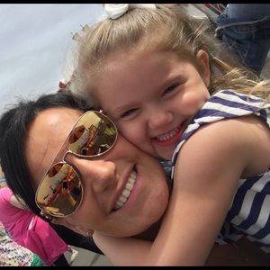 Meet your Posher, Ronee