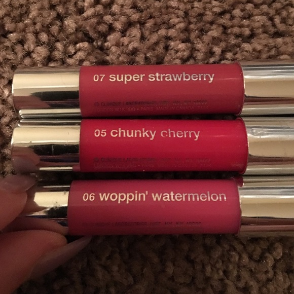 Clinique Chubby Sticks - Picture 2 of 4