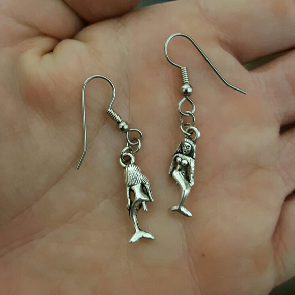 Mermaid Earrings - Picture 2 of 3